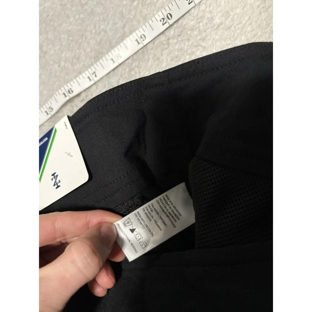 New Izod Golf Women's Black Capri Pants Size 10 Solid UPF 15‎ Wicking Stretch